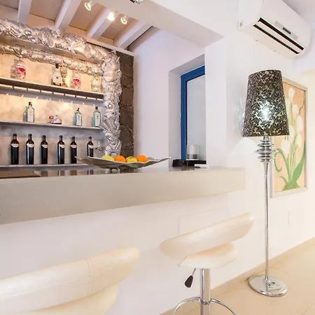 Vila Playa Blanca Sleeps 6 Pool Air Con Wifi *